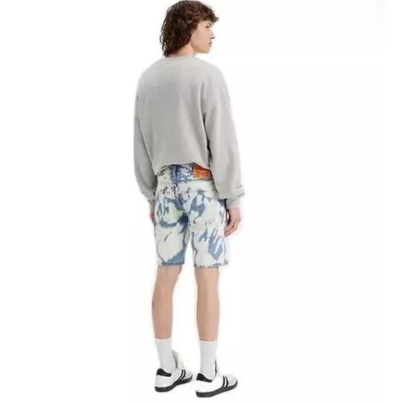 LEVI'S 412 Size 38 Bleach Blue Slim Fit 9" Inseam Hemmed Jean Shorts NWT - Picture 2 of 6